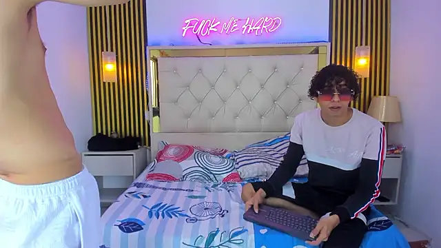 Adventurous Boys online show from 15, 3, 2026