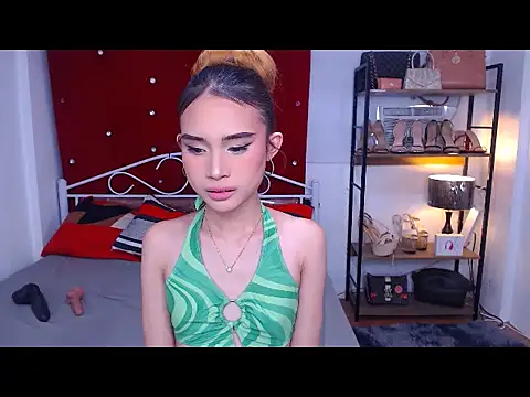 JuicyCockThea online show from 10, 2, 2026