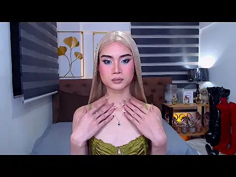 JuicyCockThea online show from 26, 5, 2026