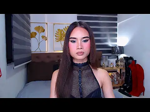 JuicyCockThea online show from 18, 5, 2026