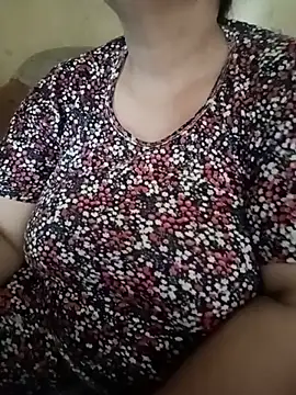 Snapshot of Simran_008 chatting on 8, 7, 2026 Simran 008 online show from 8, 7, 2026