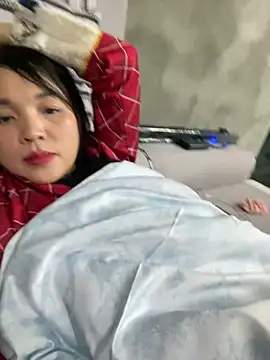 Strawberry-wet online show from 13, 2, 2026