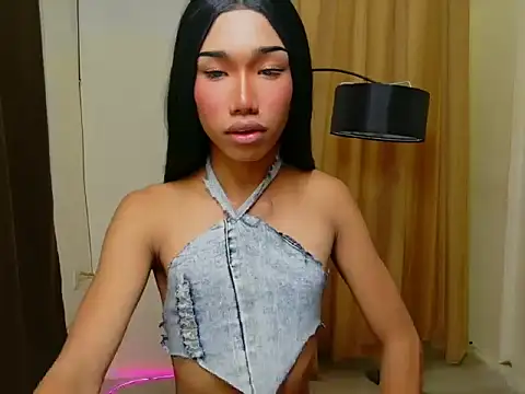 Queenoflustx online show from 6, 5, 2026