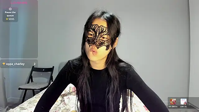 Snapshot of HelenBlazeTrt chatting on 1, 6, 2026 HelenBlazeTrt online show from 1, 6, 2026