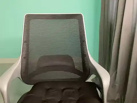 Romantic-Rascal online show from 25, 3, 2026