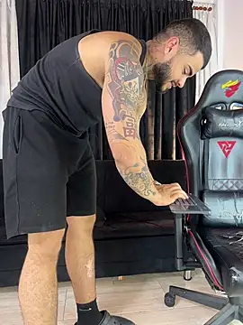 Benjii Carter1 online show from 5, 3, 2026