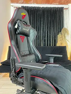 Benjii Carter1 online show from 18, 4, 2026