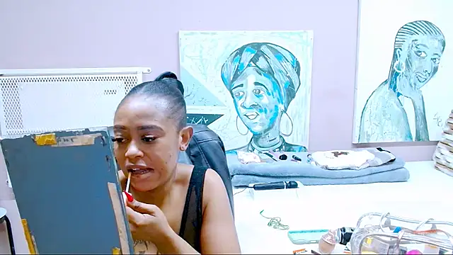 TyraHotxxx online show from 4, 6, 2026