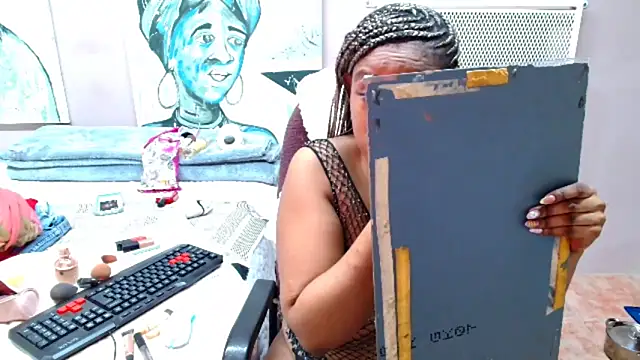 TyraHotxxx online show from 14, 4, 2026