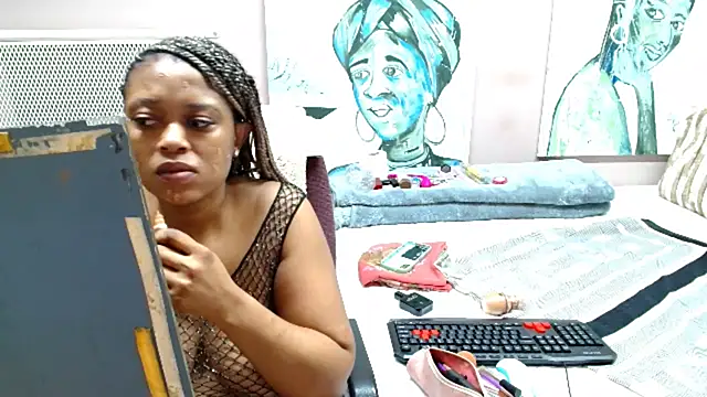 TyraHotxxx online show from 18, 4, 2026