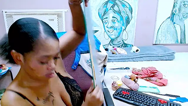TyraHotxxx online show from 23, 5, 2026