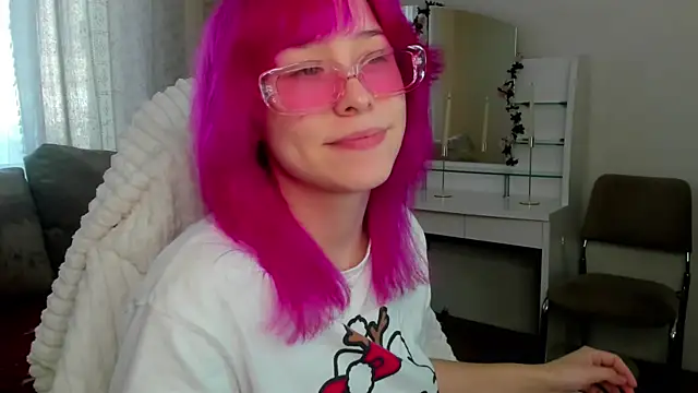 EmilyTrase online show from 11, 5, 2026