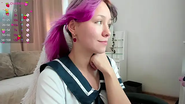 Snapshot of EmilyTrase chatting on 7, 7, 2026 EmilyTrase online show from 7, 7, 2026