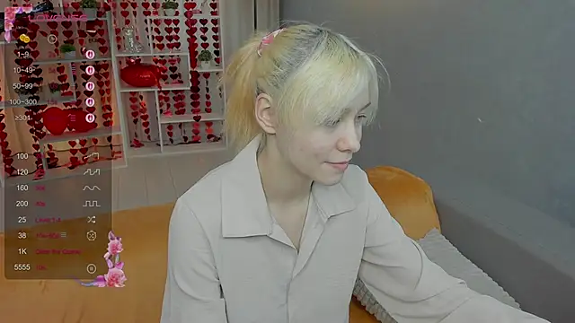 EmilyTrase online show from 17, 2, 2026