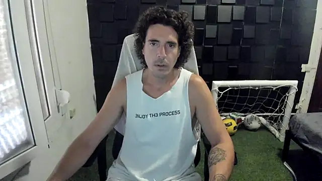 Snapshot of joaquin420_hot chatting on 26, 6, 2026 joaquin420 hot online show from 26, 6, 2026
