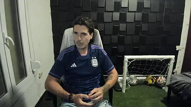 Snapshot of joaquin420_hot chatting on 28, 6, 2026 joaquin420 hot online show from 28, 6, 2026