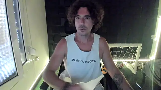 Snapshot of joaquin420_hot chatting on 13, 6, 2026 joaquin420 hot online show from 13, 6, 2026