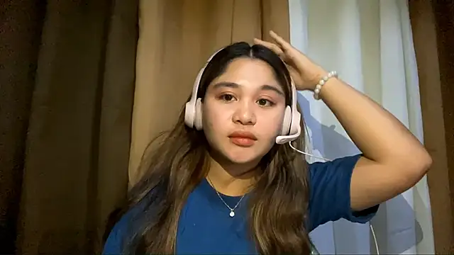 LeeanneBakeley online show from 15, 2, 2026