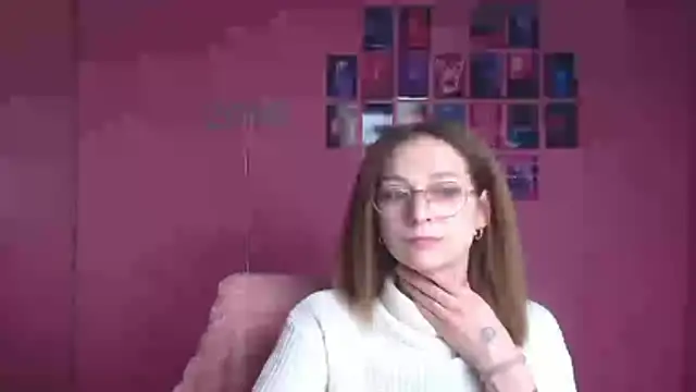 Esmi Winter online show from 13, 2, 2026