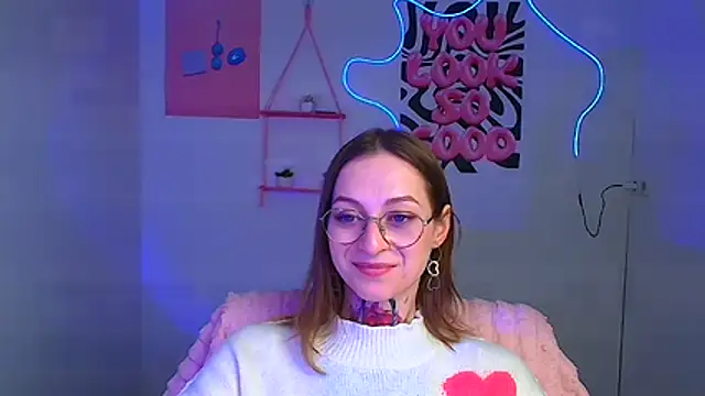 Esmi Winter online show from 22, 2, 2026