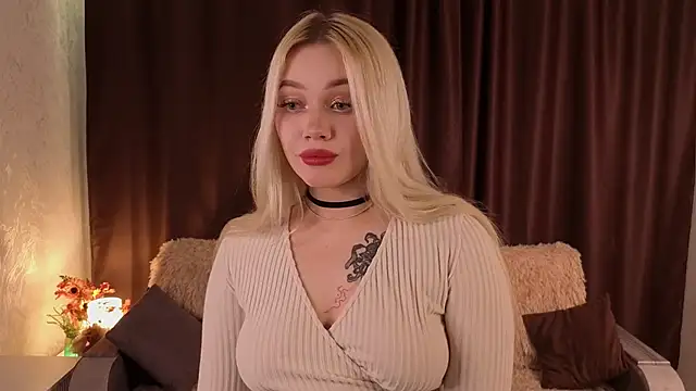 Snapshot of lucyirl chatting on 14, 3, 2026 lucyirl online show from 14, 3, 2026