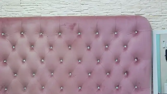 PeachyElla26 online show from 16, 2, 2026