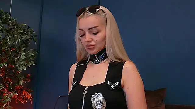 DeeaVIP online show from 20, 4, 2026