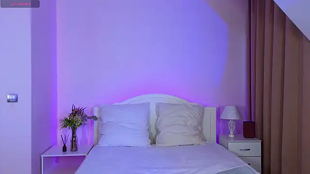 MmollyMay online show from 19, 4, 2026