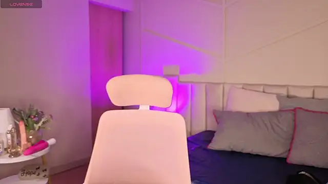 Eyes moon  online show from 21, 2, 2026