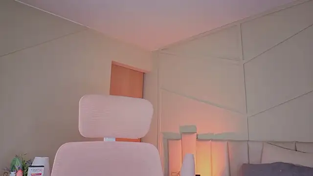 Eyes moon  online show from 5, 3, 2026