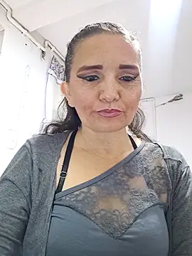 Alexamontiel  online show from 14, 2, 2026