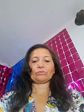 Alexamontiel  online show from 19, 4, 2026