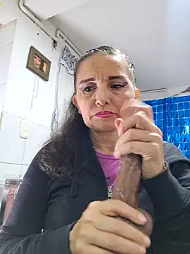 Alexamontiel  online show from 24, 2, 2026