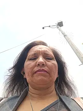 Alexamontiel  online show from 14, 4, 2026