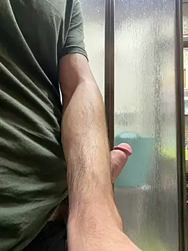 buyukyarak31 online show from 12, 3, 2026