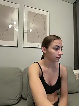  Patricia P online show from 22, 4, 2026