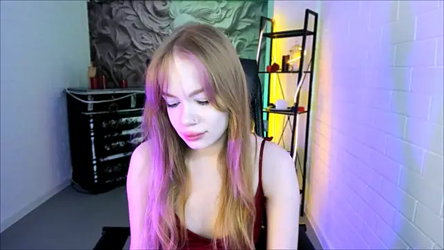 AmyNox online show from 13, 4, 2026