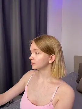 StellaBunny online show from 22, 4, 2026