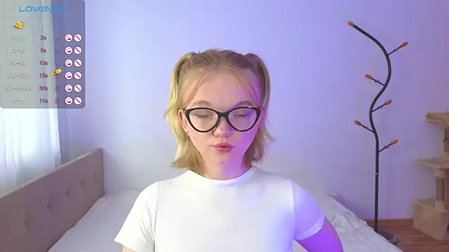 StellaBunny online show from 23, 6, 2026