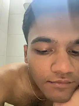 Dazzling dude online show from 14, 4, 2026