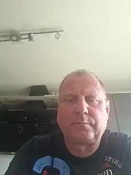 Demik71 online show from 4, 3, 2026