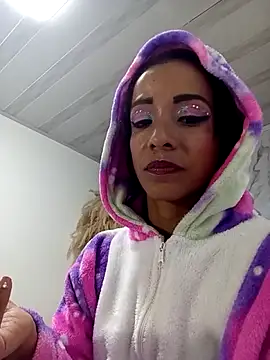 Max and anny online show from 2, 4, 2026