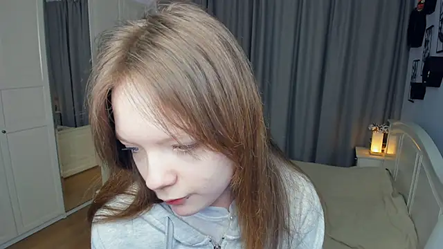 LavenderMitten online show from 12, 3, 2026