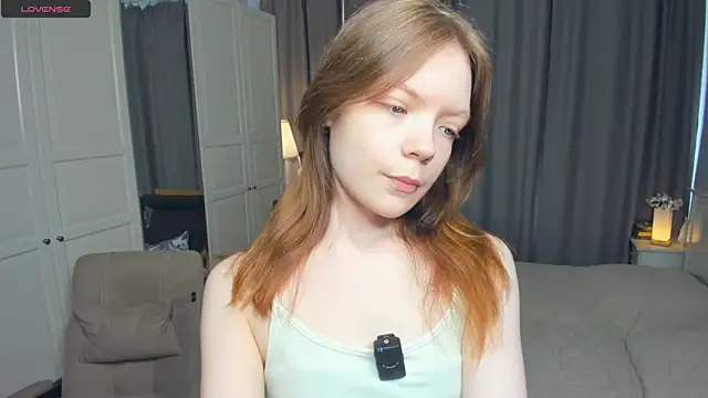 Snapshot of LavenderMitten chatting on 20, 6, 2026 LavenderMitten online show from 20, 6, 2026