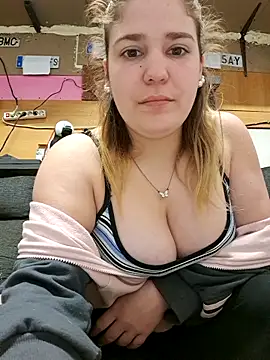 Dulcexpecado online show from 19, 4, 2026