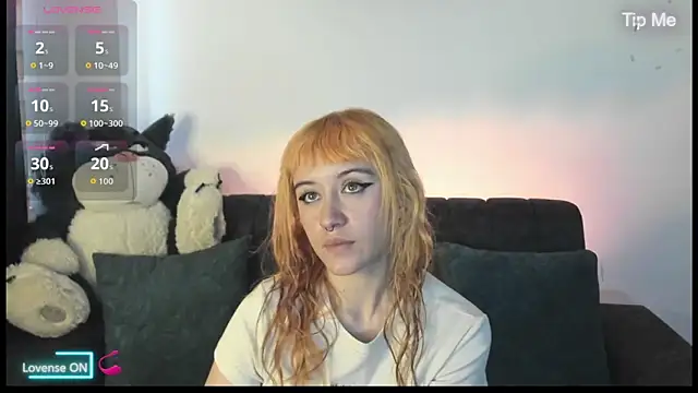 Snapshot of velmoon chatting on 10, 6, 2026 velmoon online show from 10, 6, 2026