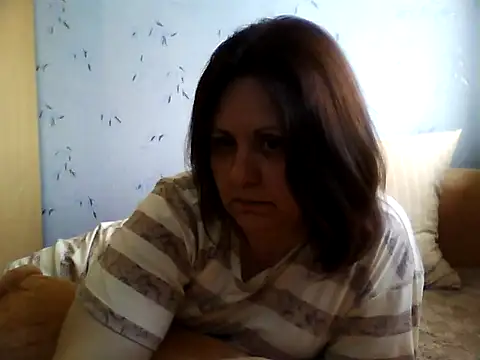 LockyCharm111 online show from 24, 6, 2026