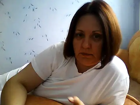 LockyCharm111 online show from 22, 7, 2026
