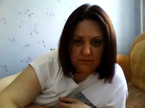 LockyCharm111 online show from 10, 6, 2026