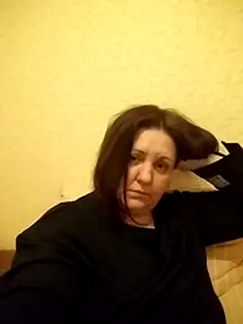 LockyCharm111 online show from 10, 2, 2026